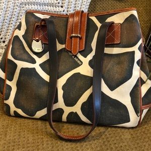 Dooney & Bourke giraffe patterned bag